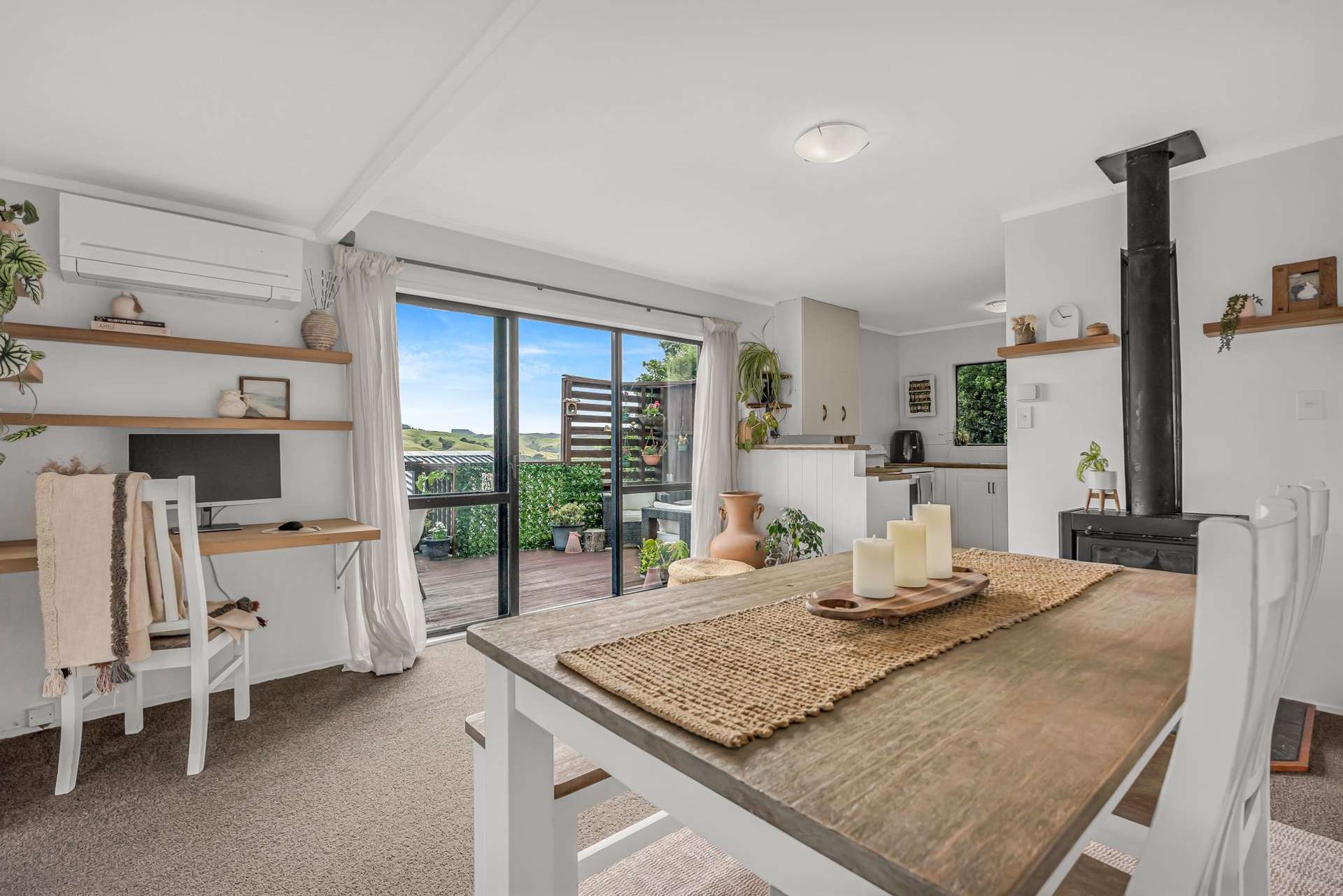 6 Rautawhiri Road Helensville_0