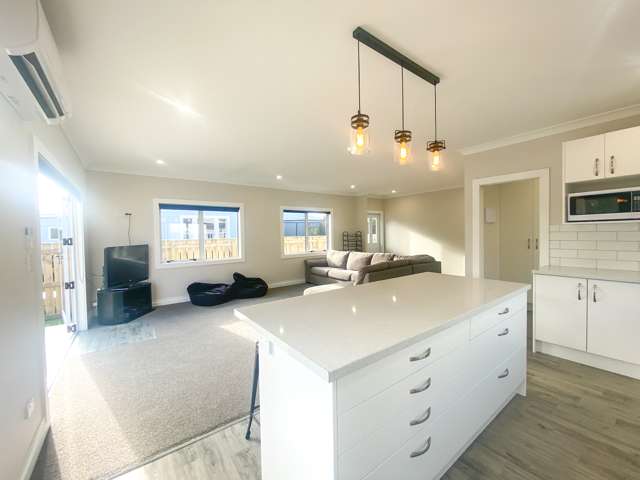 11 Orlando Street Stratford_2