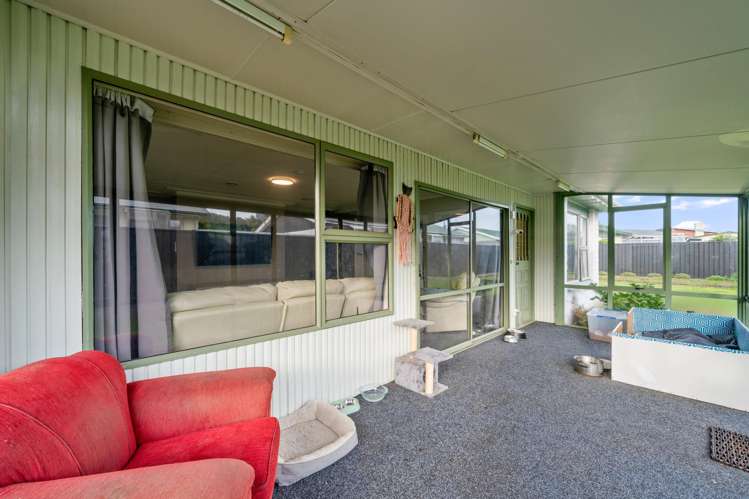 199 Pomona Street Strathern_19