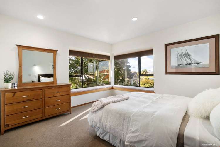 50 Seacliffe Road Hillsborough_9