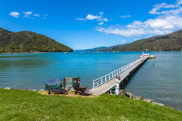 22 Tirimoana Terrace Anakiwa and Surrounds_23