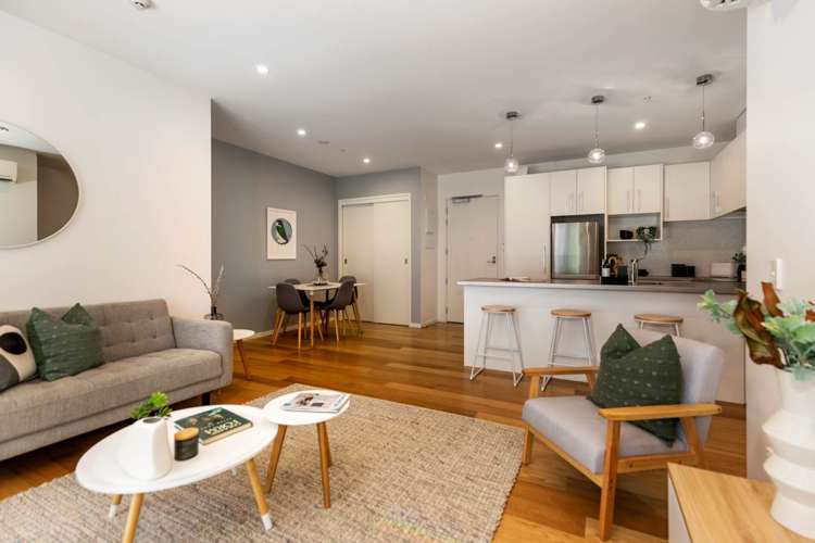 06/54g Surrey Crescent Grey Lynn_0