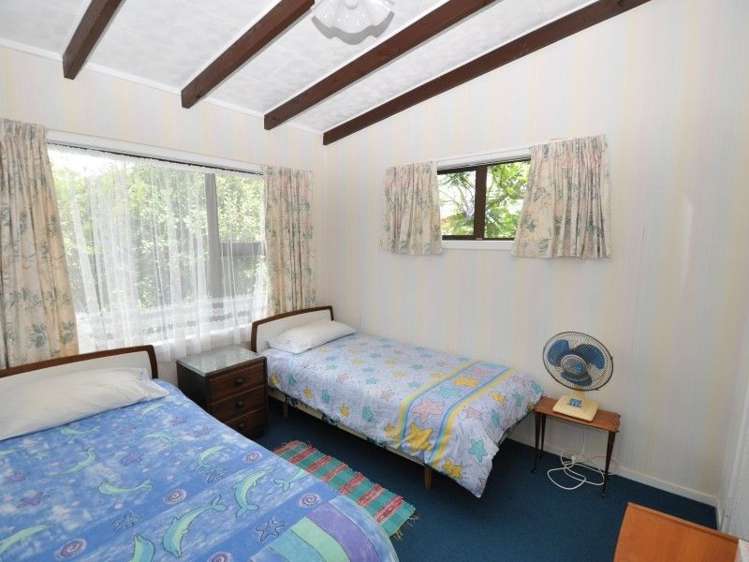 4 Given Grove Pauanui_10