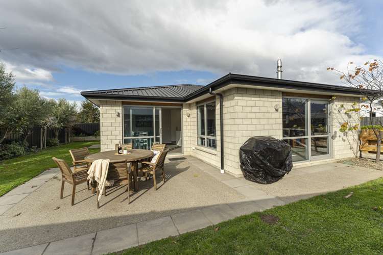 14 Magnetic Place Cromwell_19