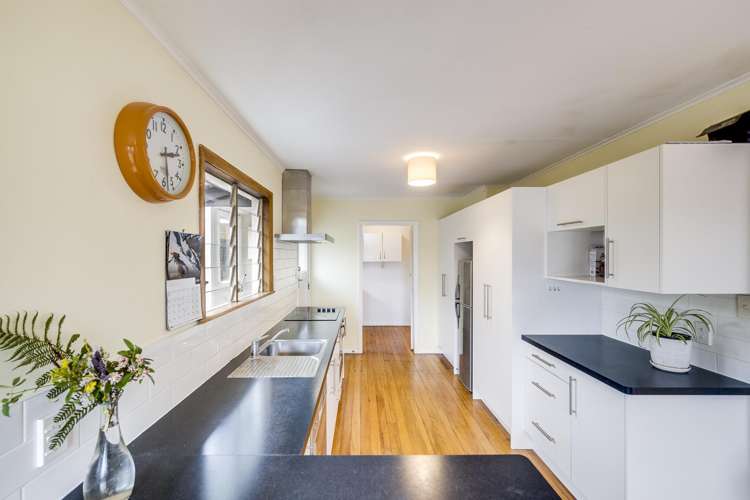 89 Middle Road Havelock North_8