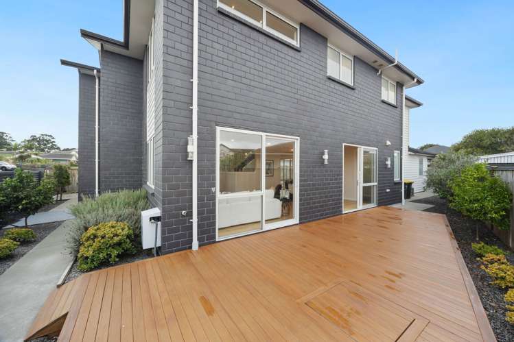 24 Priestley Drive Bucklands Beach_11