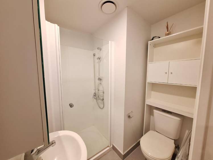 8M/147 Hobson St 10015_4