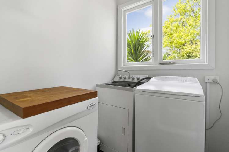 92 Astley Avenue New Lynn_13