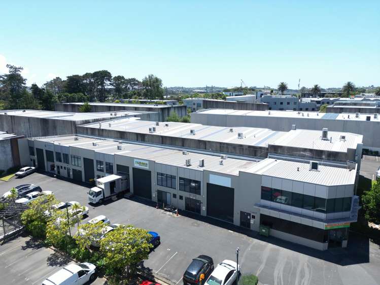 B2/16 Saturn Place Albany_21