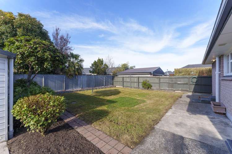6 Bourne Crescent Papanui_21
