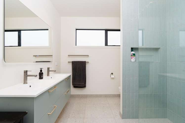 61 Heathfield Drive Mosgiel_21