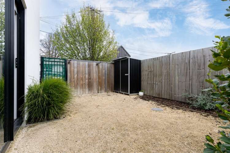 Unit 1/21 Hargest Crescent Sydenham_10