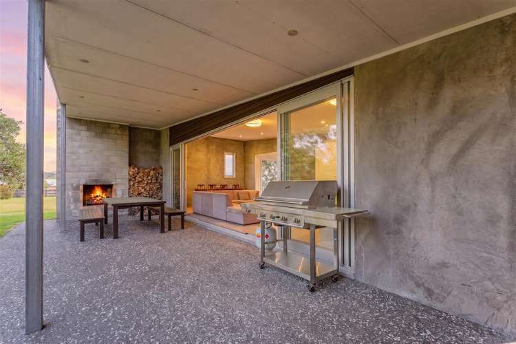 111 Kauri Crescent Matarangi_21