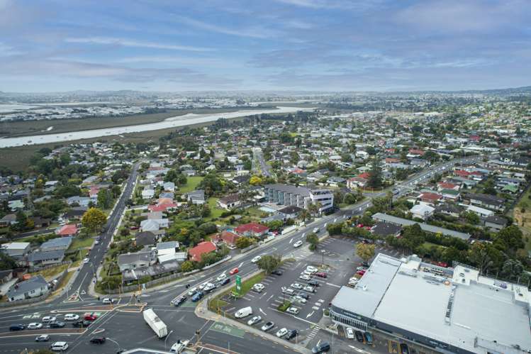 227 Te Atatu Road Te Atatu South_6