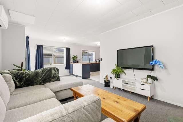 2/25 Matipo Street Taupo_4