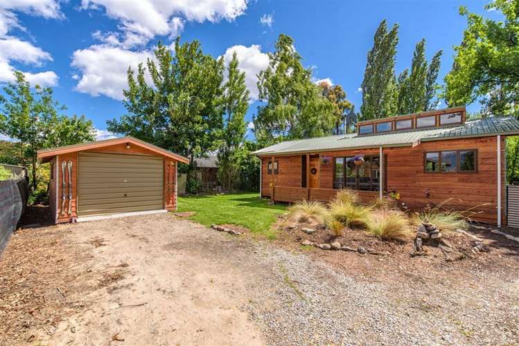 48 Lagoon Avenue Albert Town_12