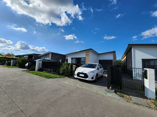 Spacious 4BR Home with Heatpump & Pets OK!