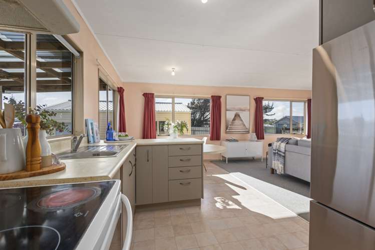 11 Te Kiri Street Himatangi Beach_8