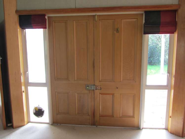 1983 Ohai Clifden Highway Otautau_16