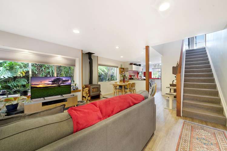 2/18a Clayburn Road Glen Eden_21