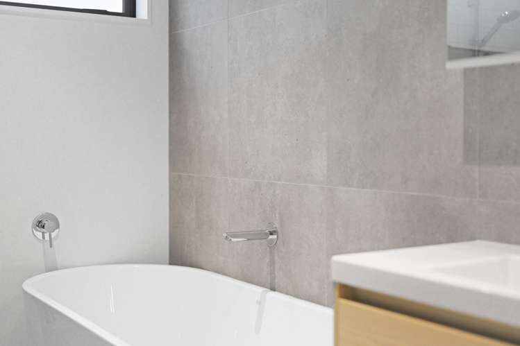 1/2 Manning Street Hamilton Central_26