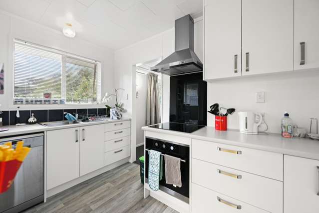 13a Lorraine Place Glenview_3