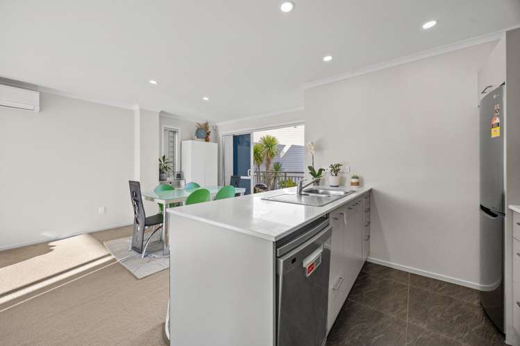39 Arrowsmith Drive Flat Bush_7