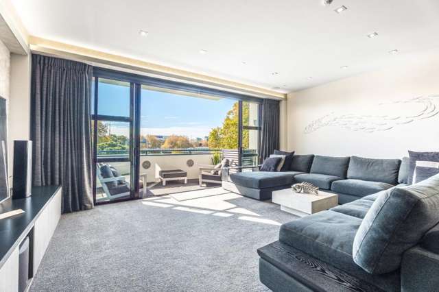 3E/220 Victoria Street West 10015_2