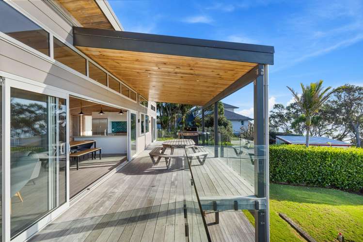 93 Oaia Road Muriwai_43