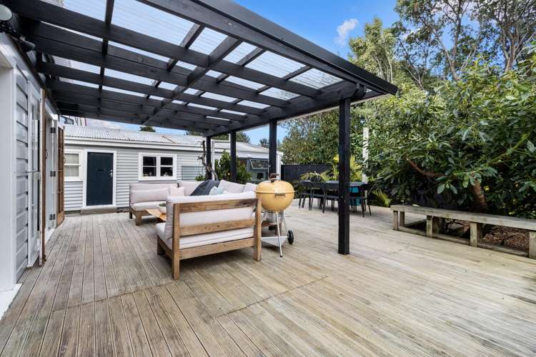 4 Barrett Road Spotswood_11