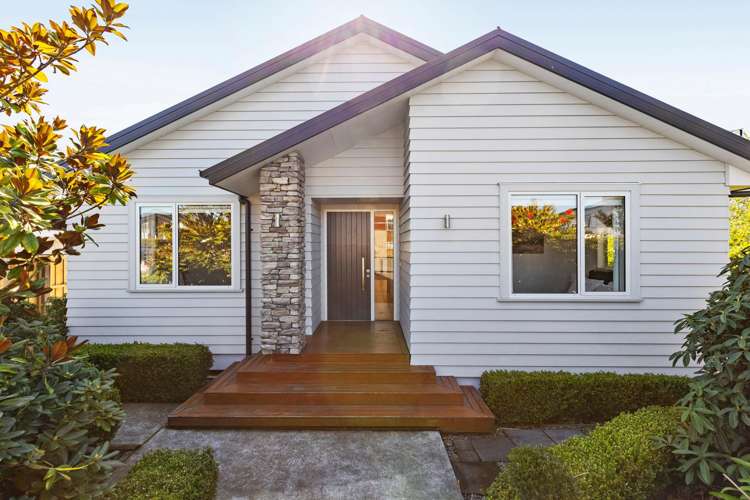 139 Edgeware Road Saint Albans_21