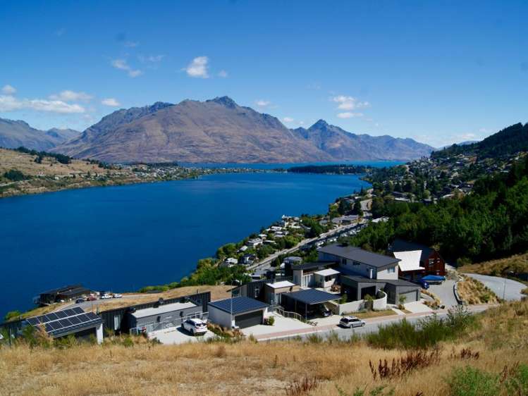 5 Luckie Lane Queenstown Hill_7