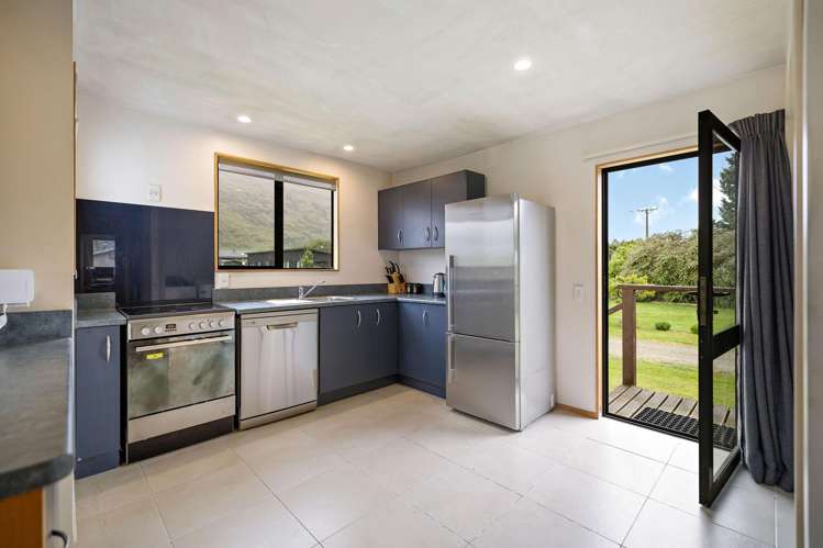 27 Oxford Street Kingston_9