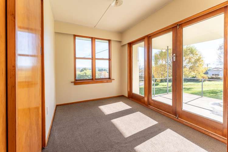 25 Main Road Maheno_14