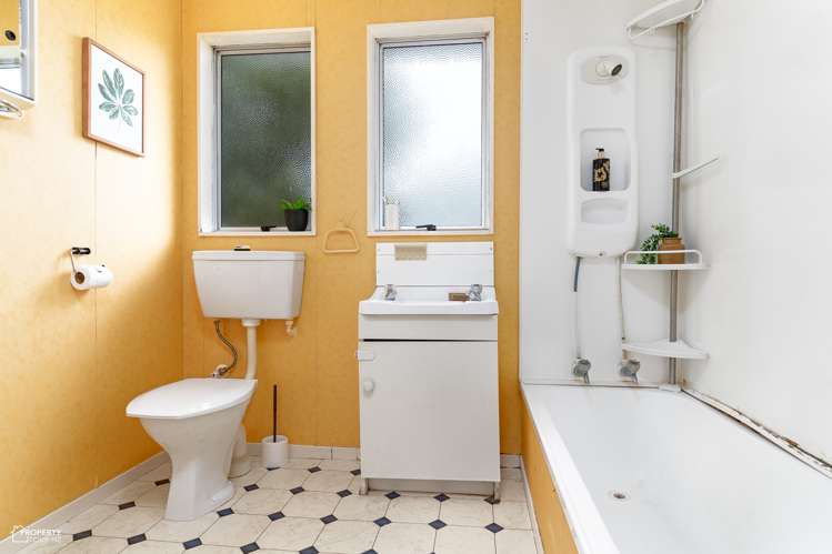 38 Waite Street Featherston_11