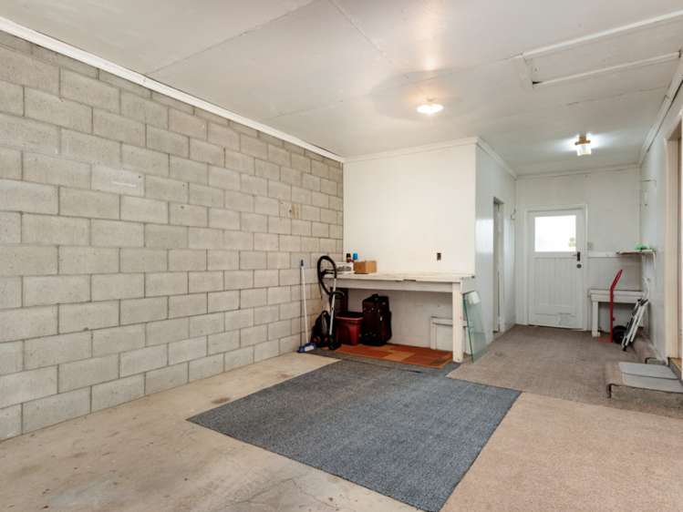 2/14 Glover Crescent Blenheim Central_13