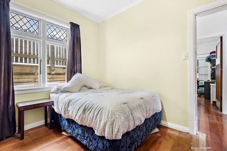 33 Chilka Street Berhampore_7