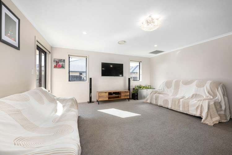 16 Spitfire Drive Burleigh_5