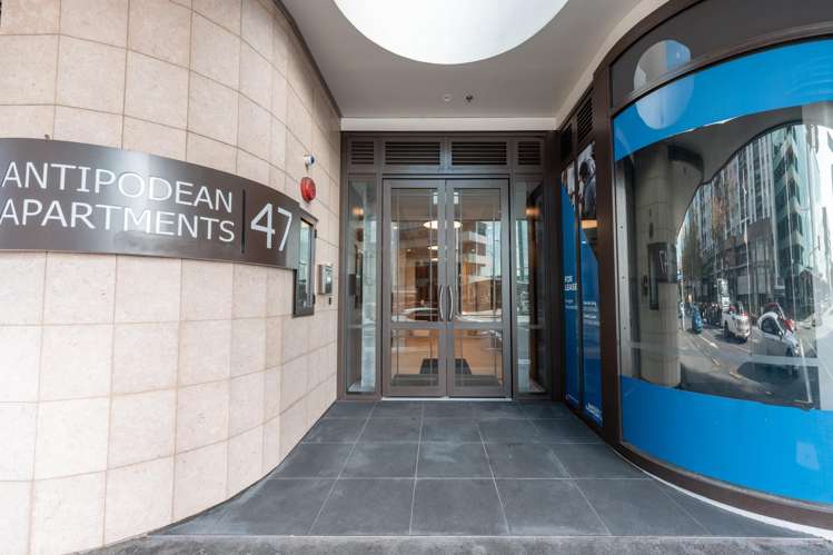 1013/47 Beach Road Auckland Central_21