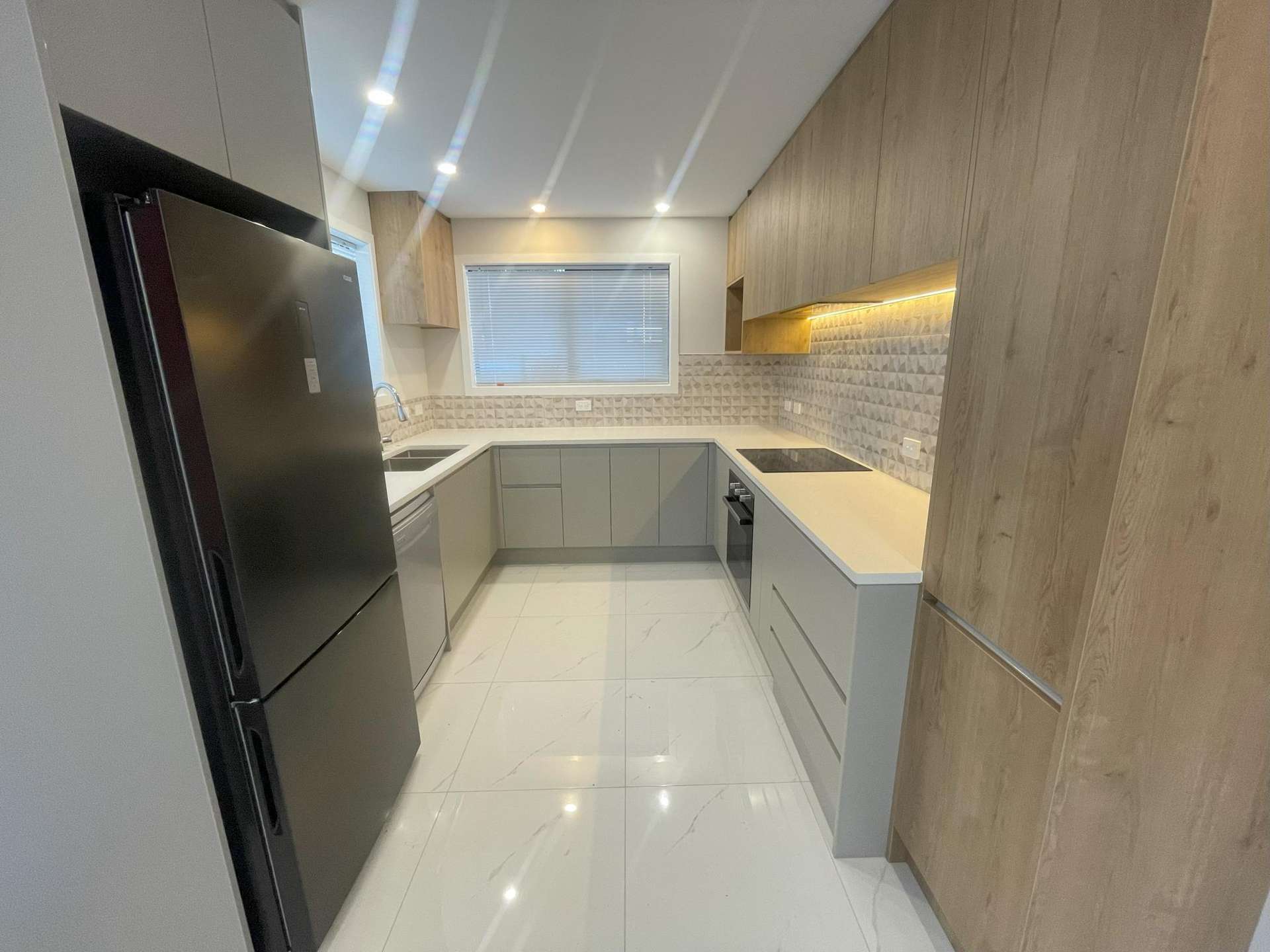 1A/68 Ireland Rd Mt Wellington_0