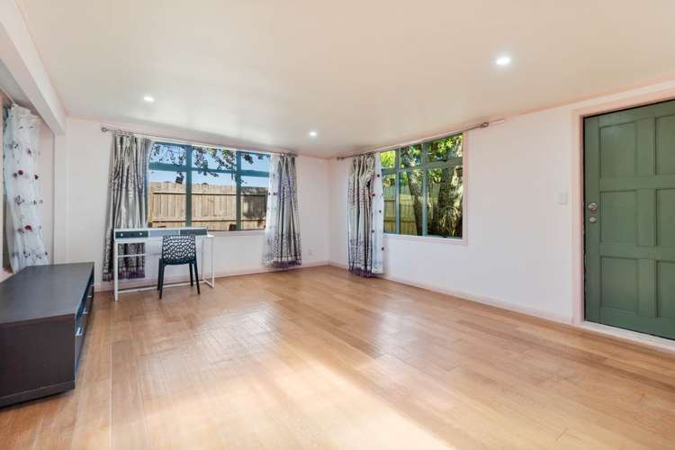 1 Mark Road Mt Albert_12