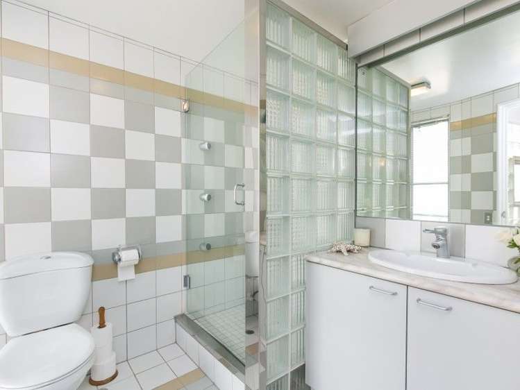 5/226 Oriental Parade Oriental Bay_13