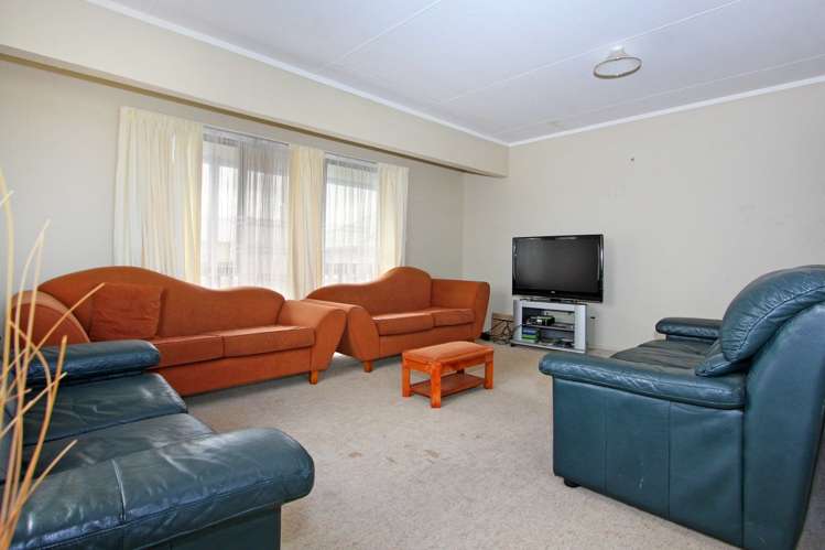 59 Maplesden Drive Clendon Park_7