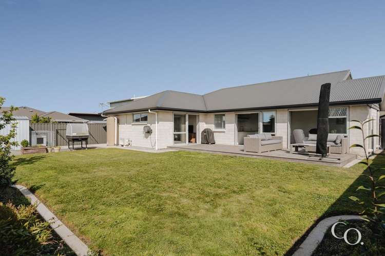 36 Arbuckle Road Frimley_23