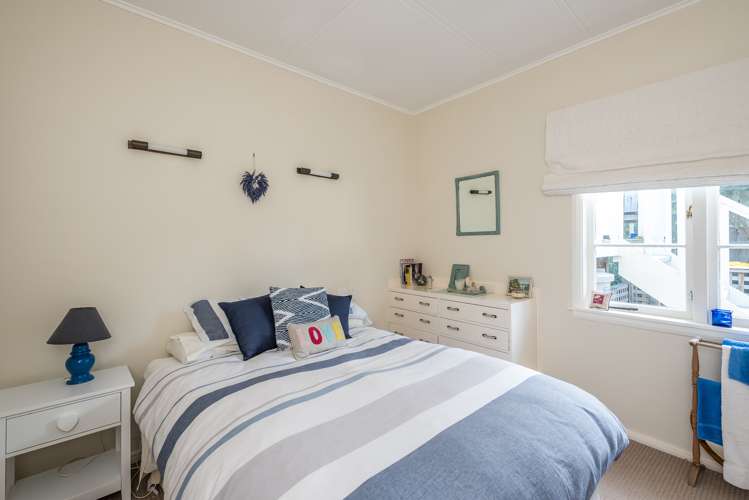 65 Marine Parade Paraparaumu Beach_8