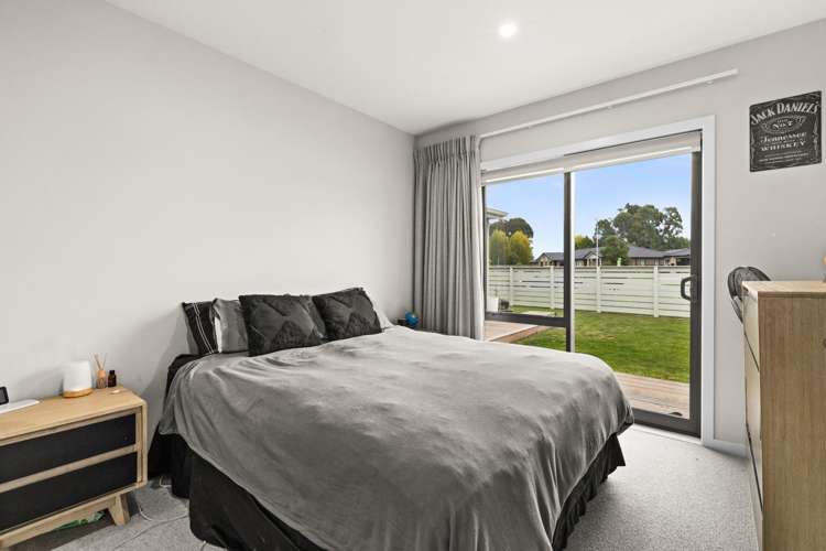 2 Willowbrook Place Clive_14
