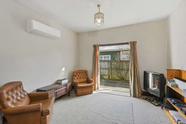 108 Wildberry Street Woolston_2