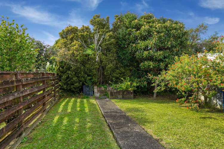 69 Killarney Avenue Torbay_35