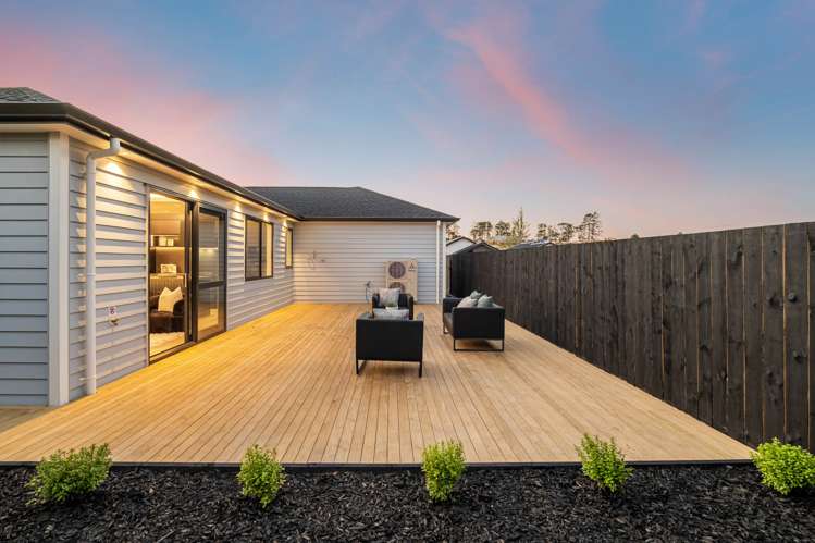 389 Te Taruna Drive_4