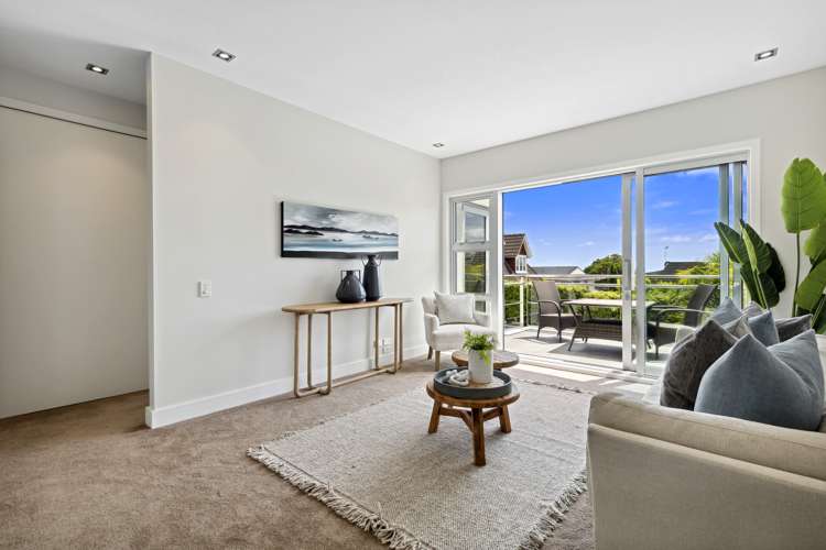 6/258 Hurstmere Road Takapuna_16